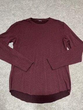 Kit and Ace Crew Long Sleeve Tee Top in Barolo